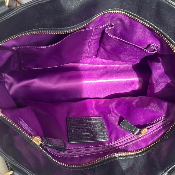 Coach Madison Shoulder Bag Authentic - Picture 5 of 7